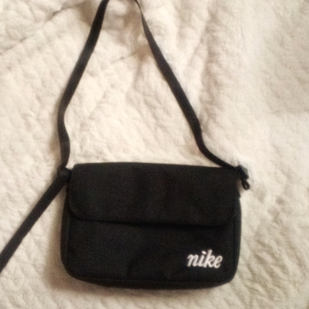 Nike purse